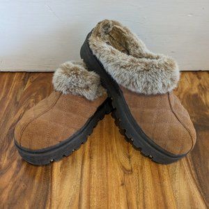 Sketcher quilted tan suede faux-fur chunky platform clog mule slippers, size 9.5